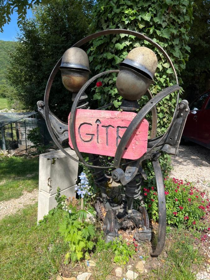Les Granges De L'Eblouaz Bed and Breakfast Saint-Rambert-en-Bugey Exteriör bild